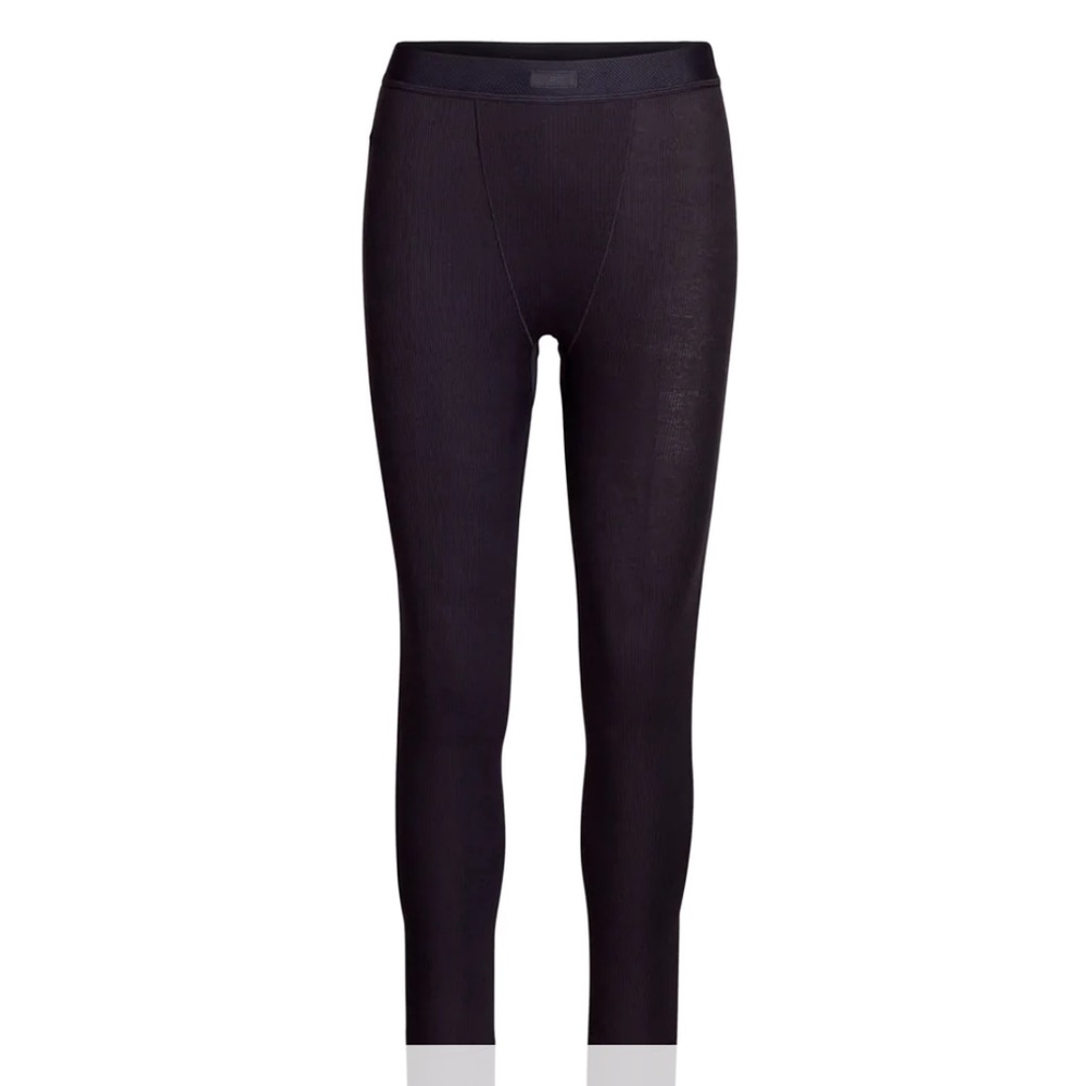 SKIMS Ribbed Leggings in Black